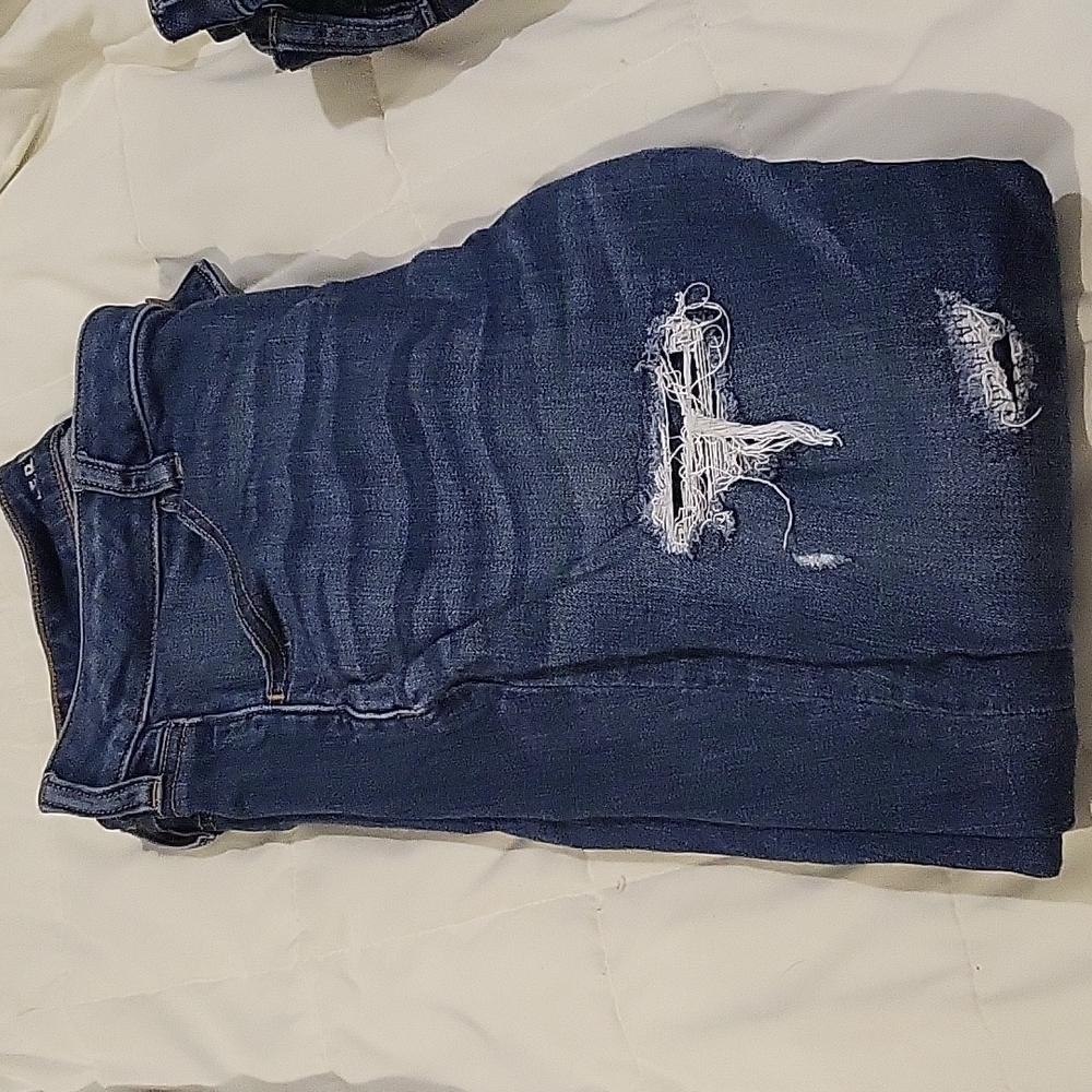 3 pairs of American Eagle jeggings